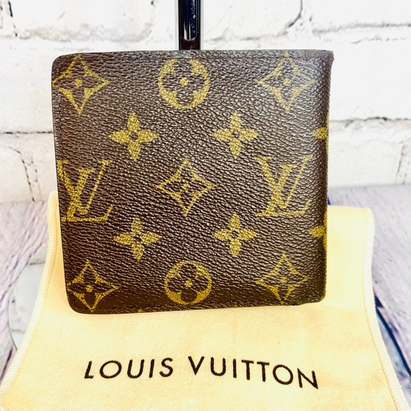 Louis Vuitton Marco bifold wallet with dust bag - Picture 2 of 12